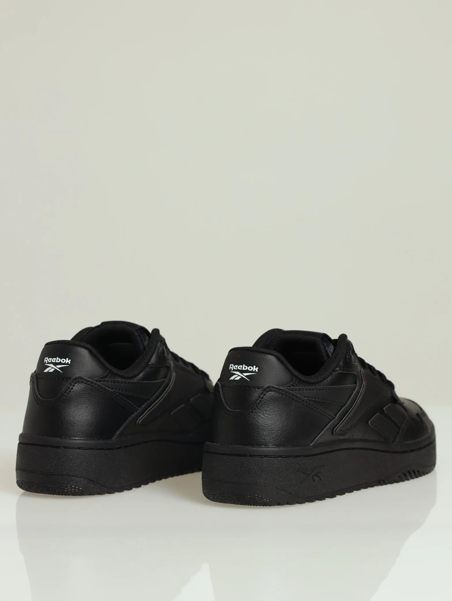 Atr Chill Court Lace Up Sneaker - Black/Black