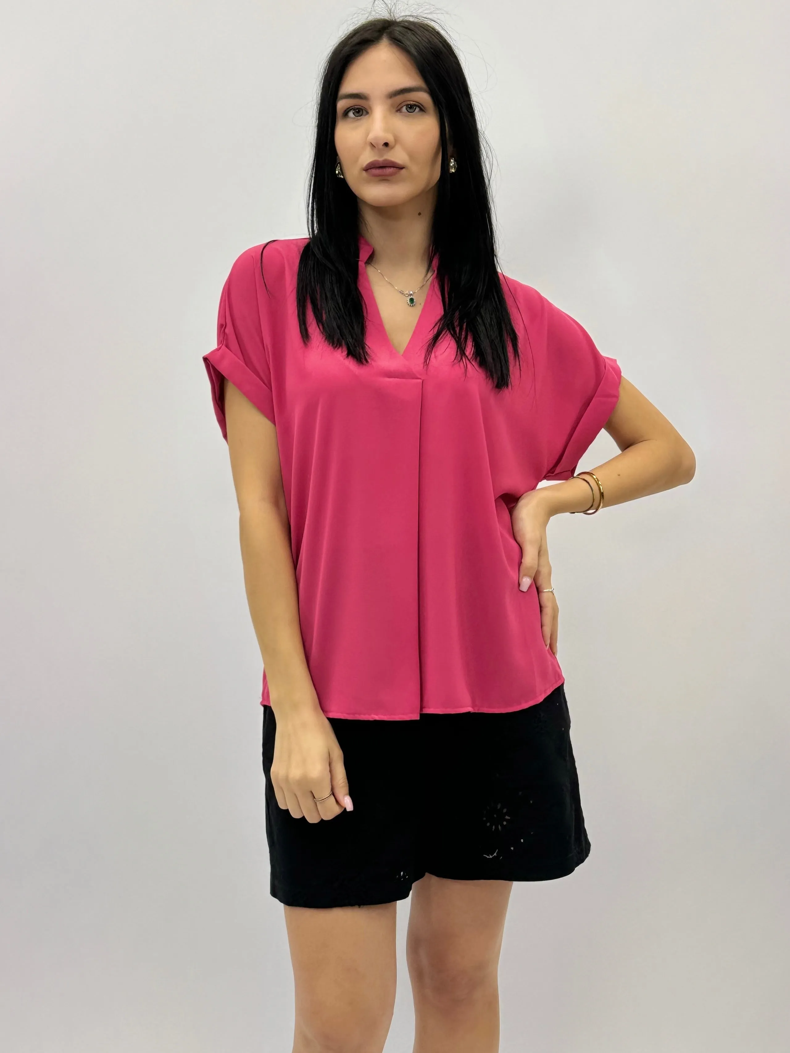 Blusa leggera con scollo alla coreana