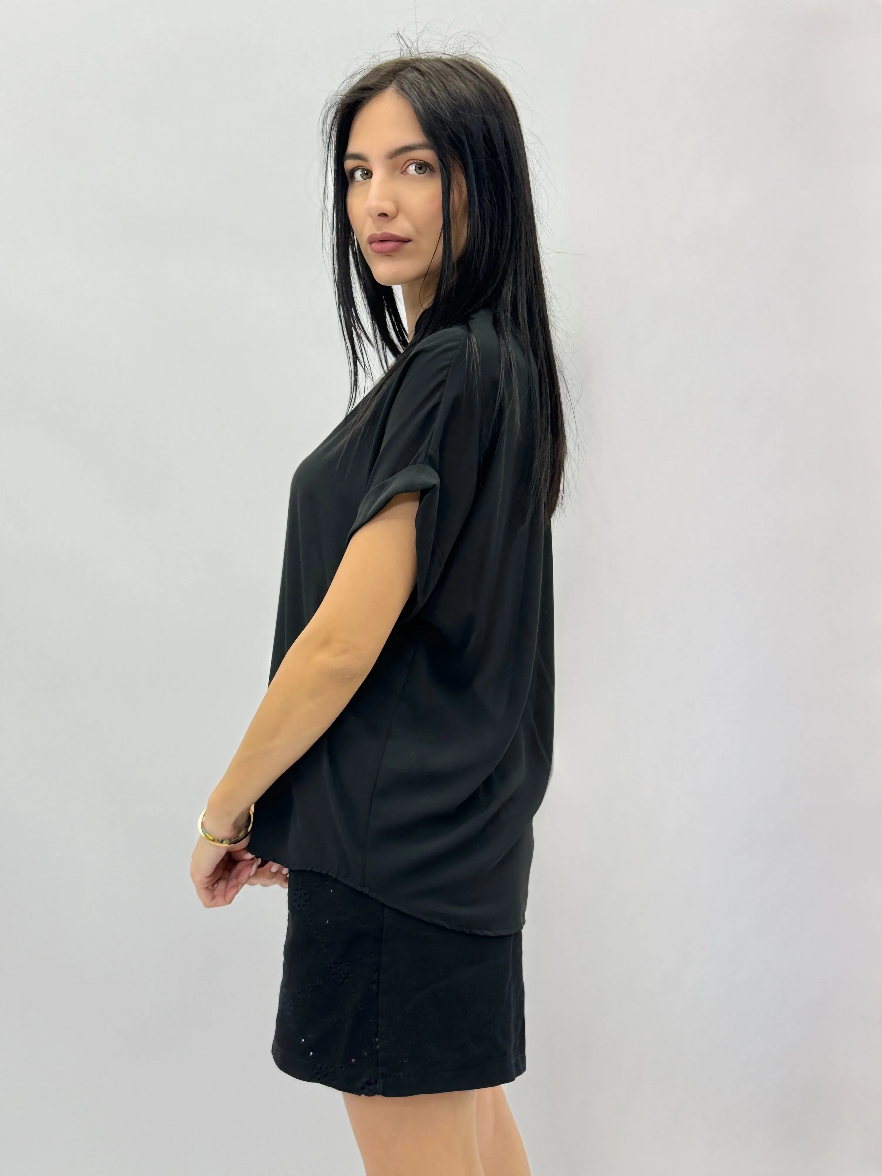 Blusa leggera con scollo alla coreana