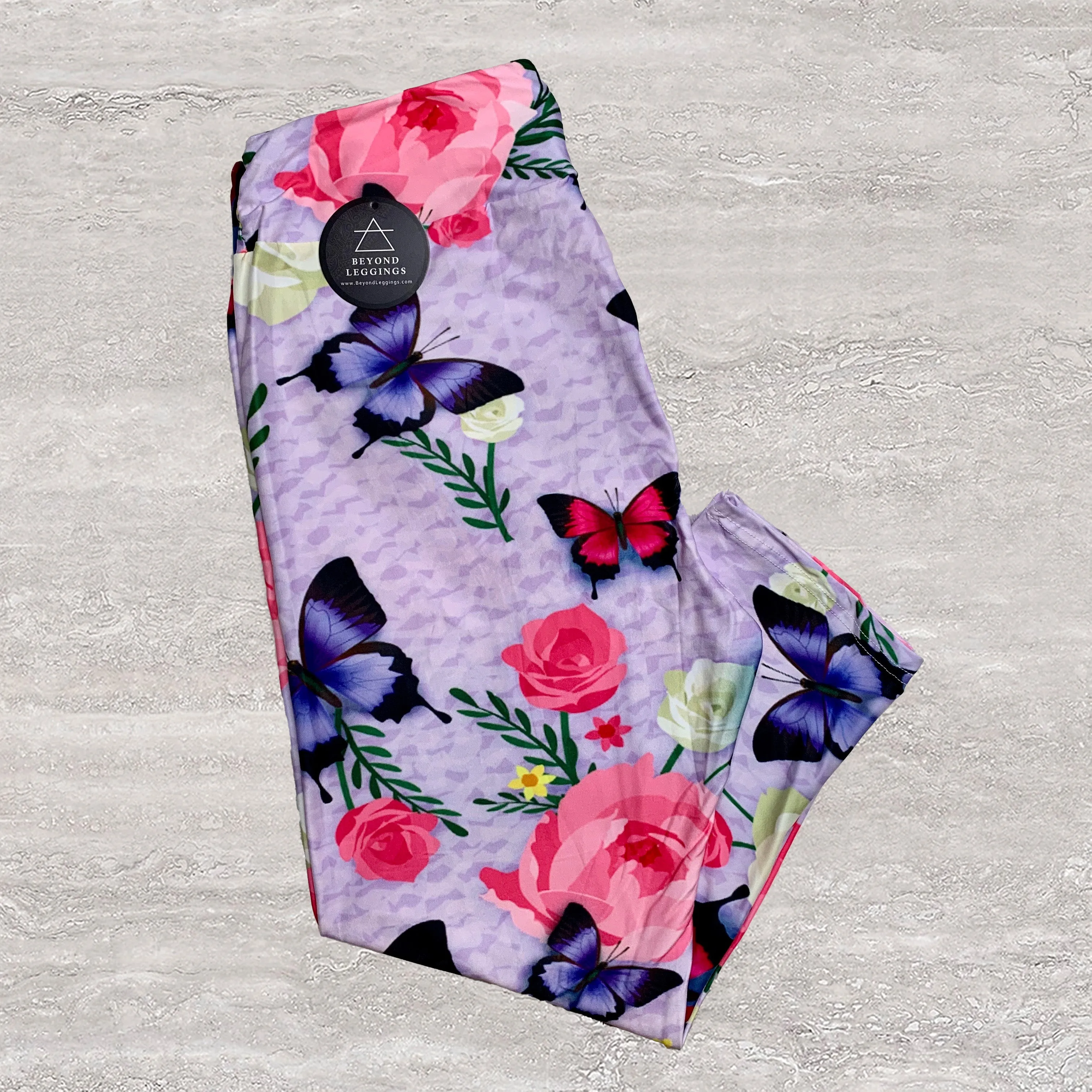 Butterfly & Roses Lilac Capri Soft Leggings