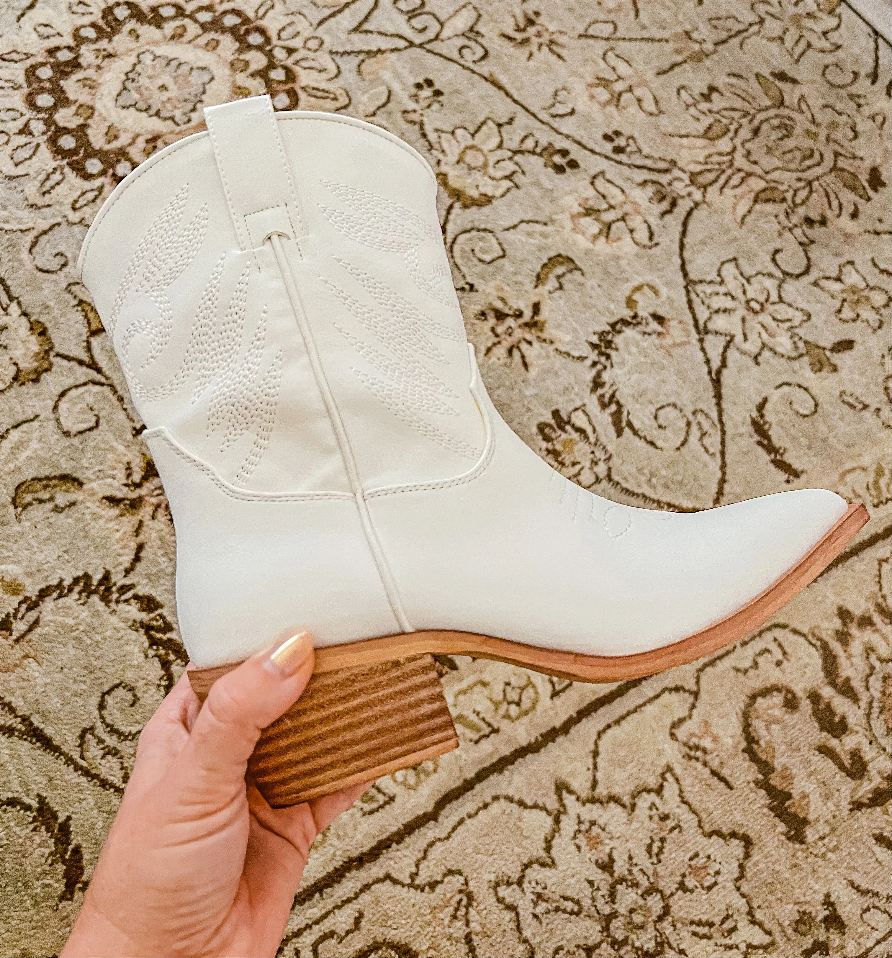 FINAL SALE - Shu Shop Zahara Western Boot- White