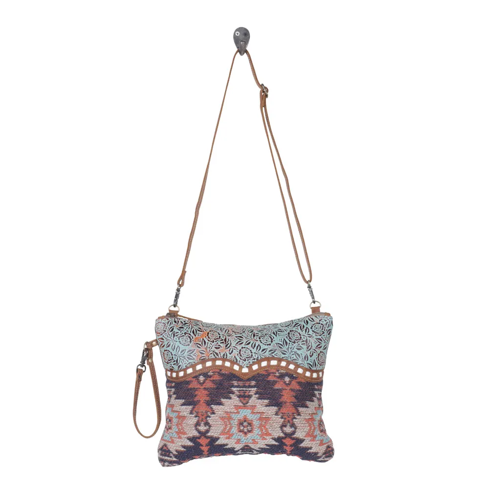 Harlow Small & Crossbody Bag