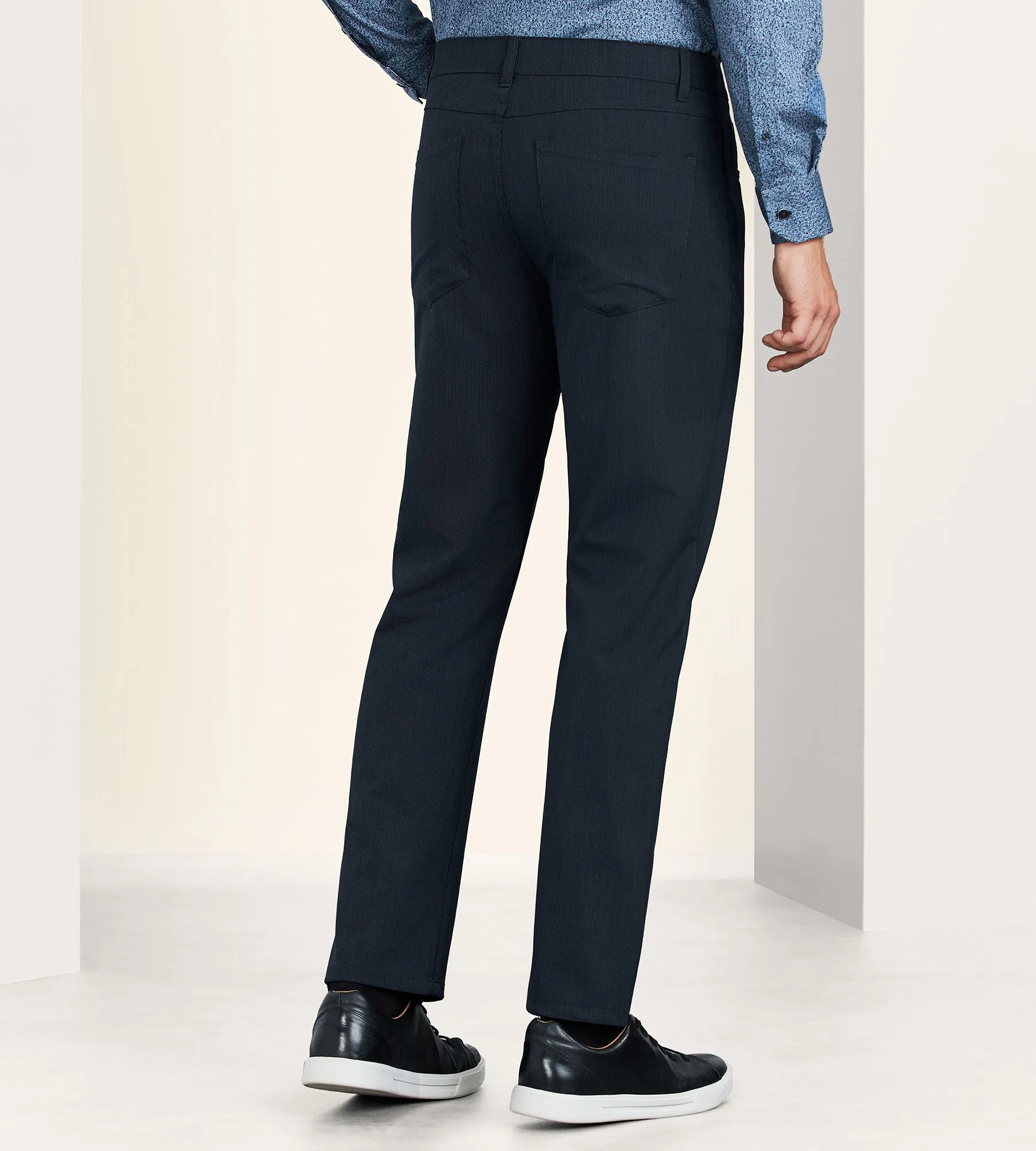 Modern Fit 4-Way Stretch 5-Pocket Pants