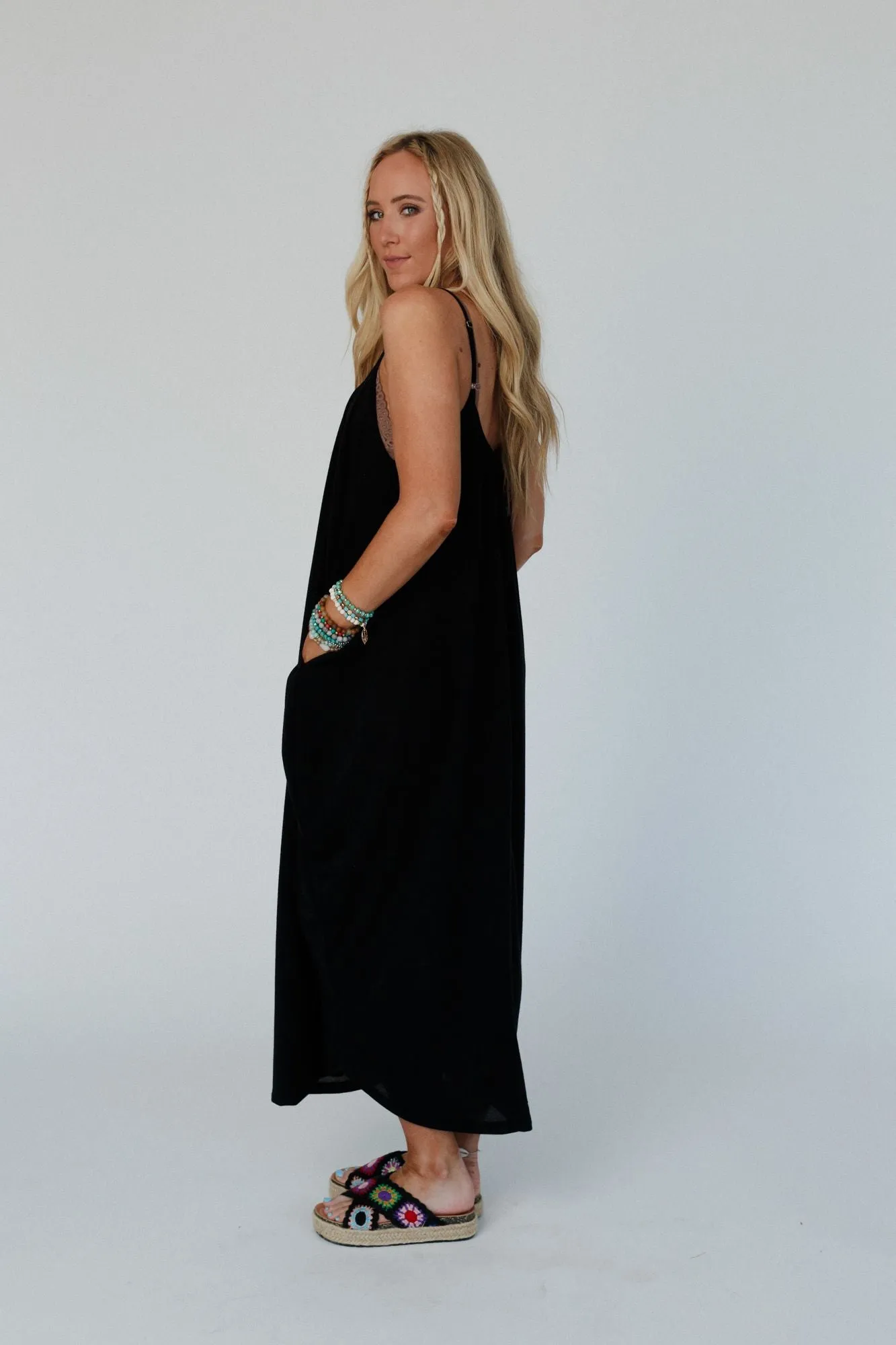 Simple Serene Maxi Dress - Black