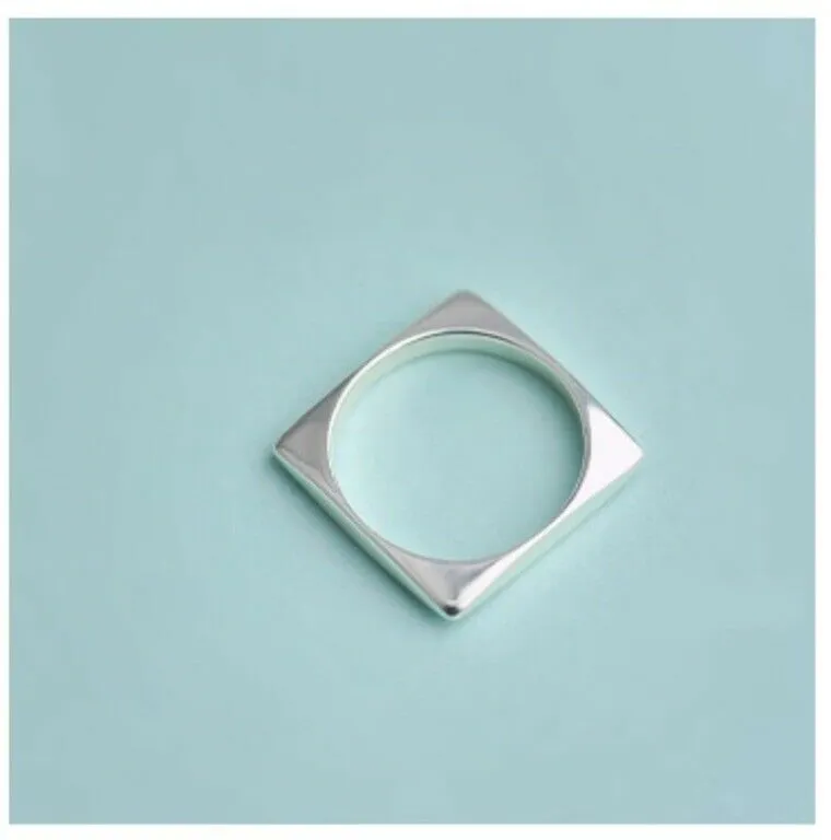 Solid White Gold Ring Simple Lades Square Shape Design SM30