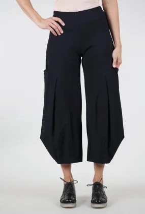 Sumi Pant, Black