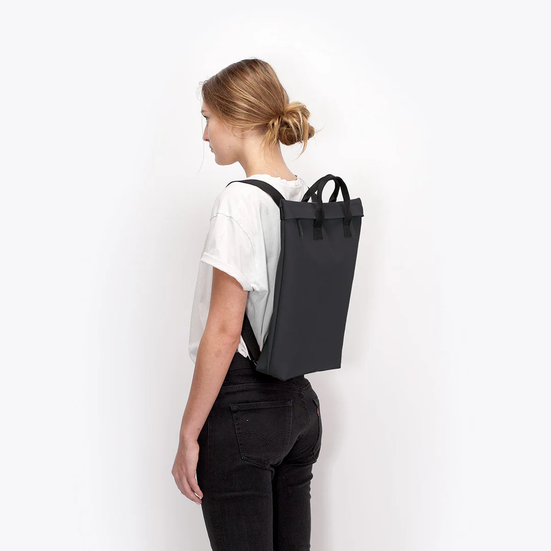 Ucon Acrobatics Till bag Black